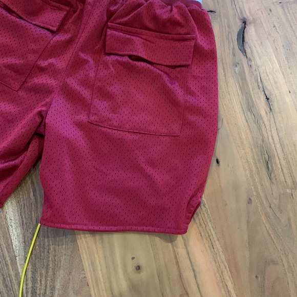 ✨ Used MNML mens athletic shorts - Picture 14 of 16